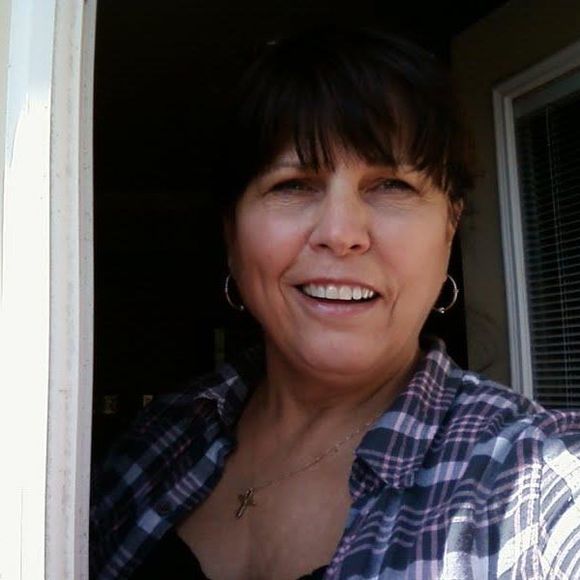 Meet your Posher, Ellen - Picture 1 of 1